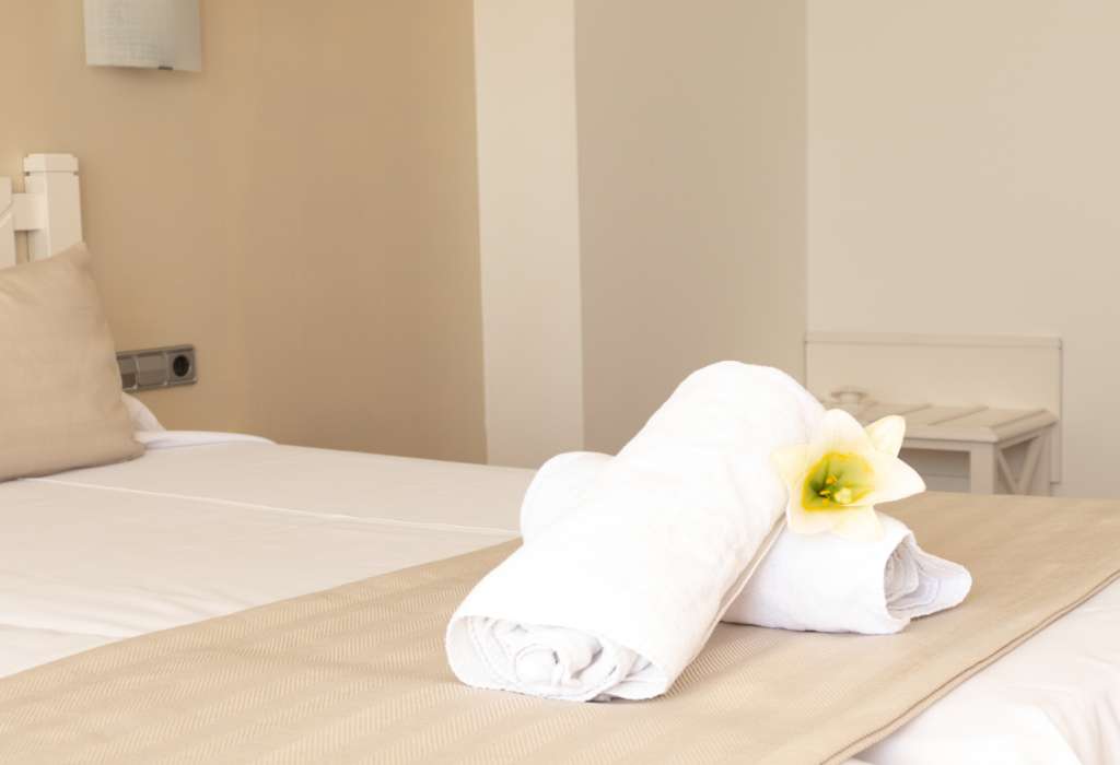 doppelzimmer hotel na forana doppelzimmer hotel na forana cala ratjada